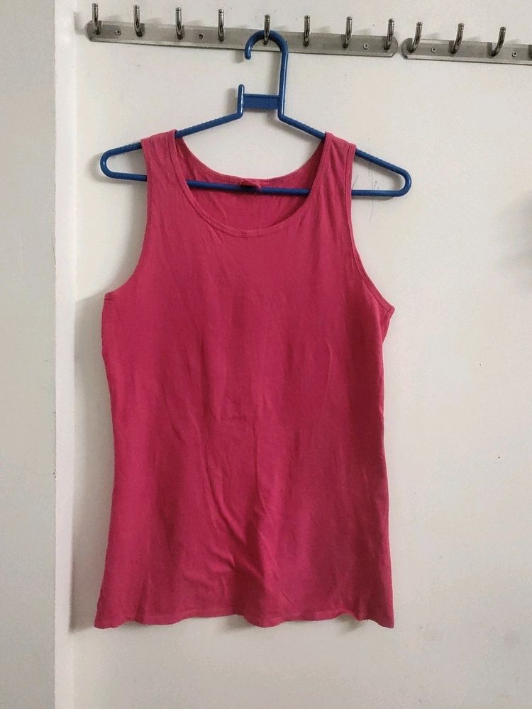 Women camisole Pink color