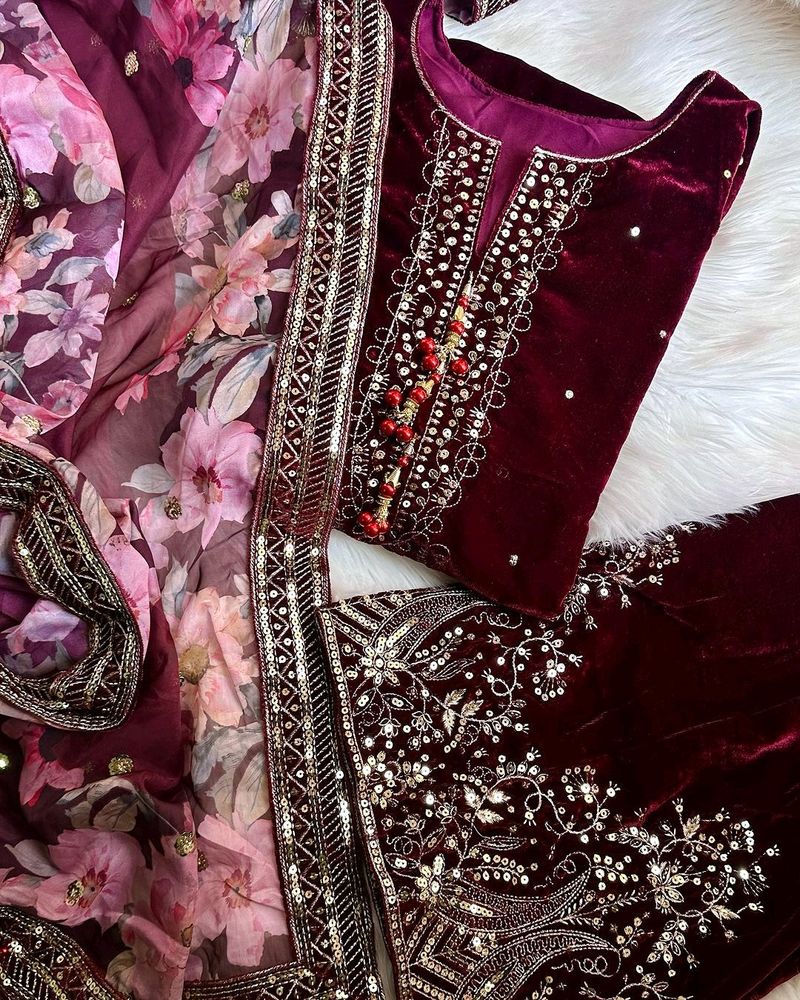 Velvet Pakistani suit