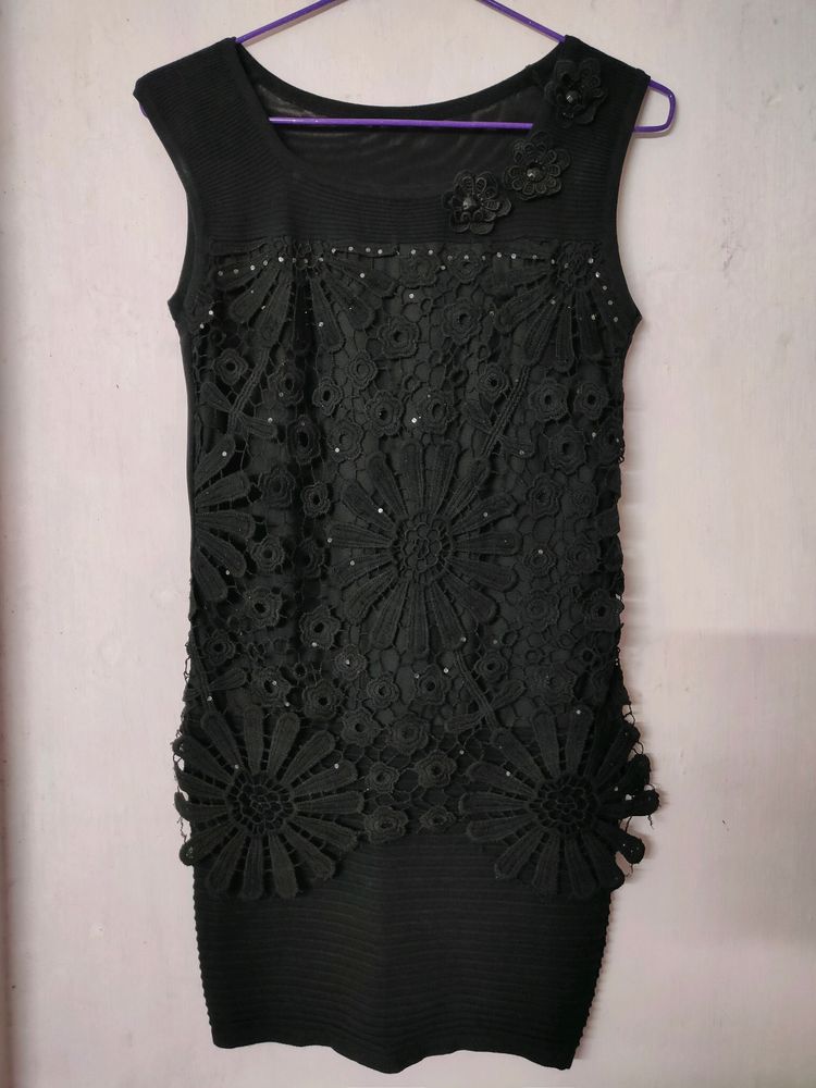 Black Bodycon Dress