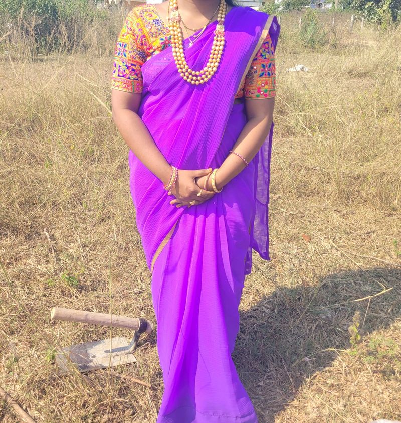 Banderi Blouse With Saree Combo