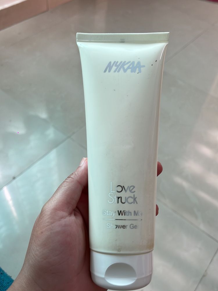 Nykaa Love Struck Shower Gel