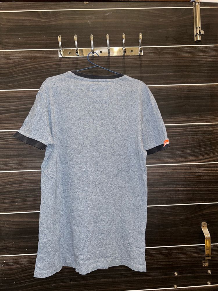 superdry t-shirt