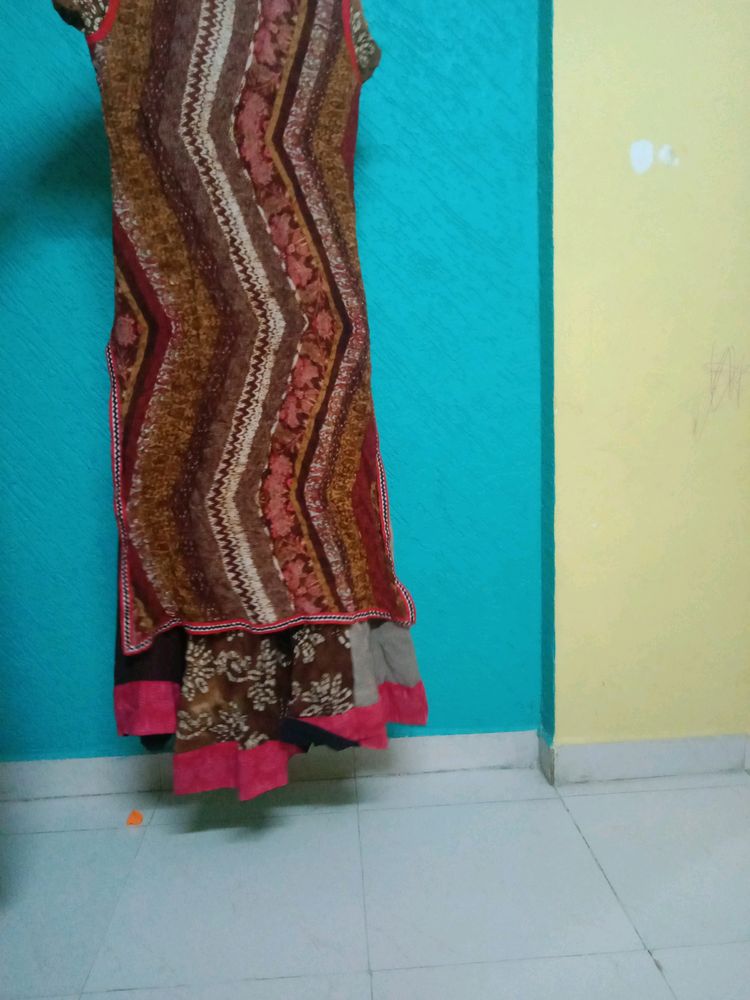 Used Kurti 1/2 Time Only Good Condition