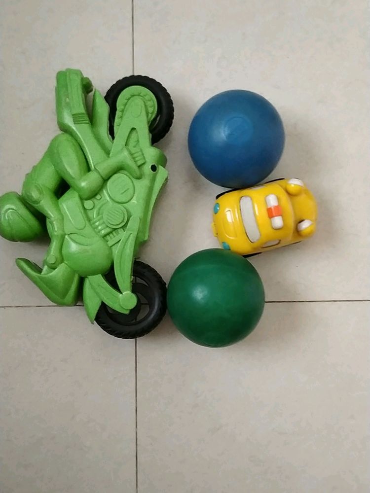 4 Toys Combo