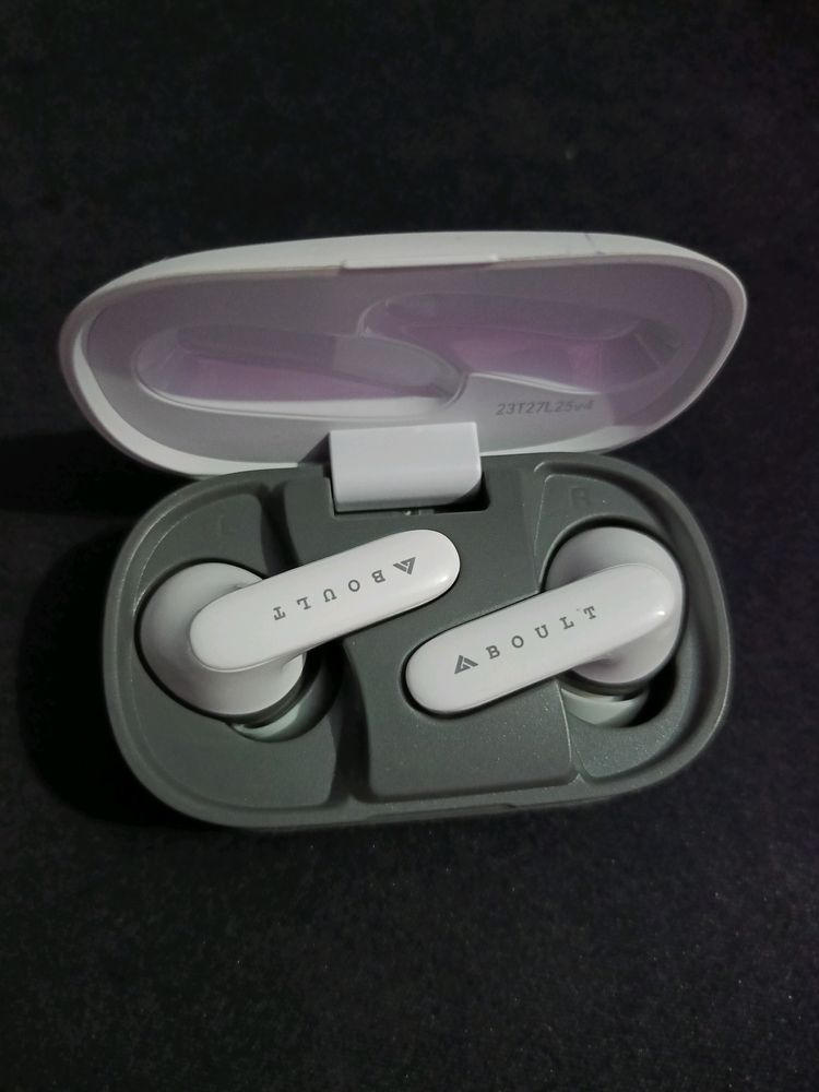 Bluetooth Earbuds With 50H Battery