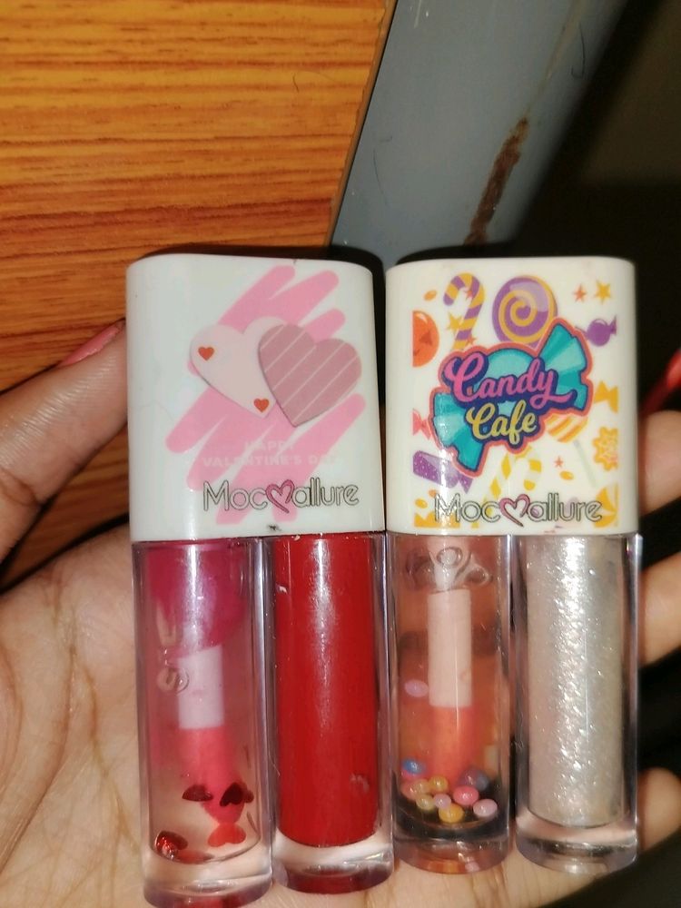 Lipstick And Lipgloss 2 In 1 (Pack Of Two)