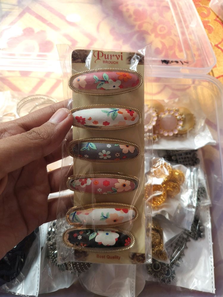 Set Of 7 Saree Pins