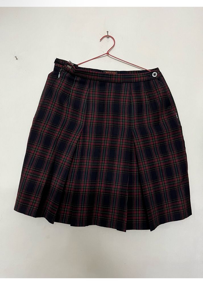 Tennis Skirt With Adjustable Buttons