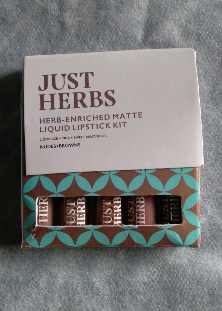 Just Herbs Lipstick Kit 💄