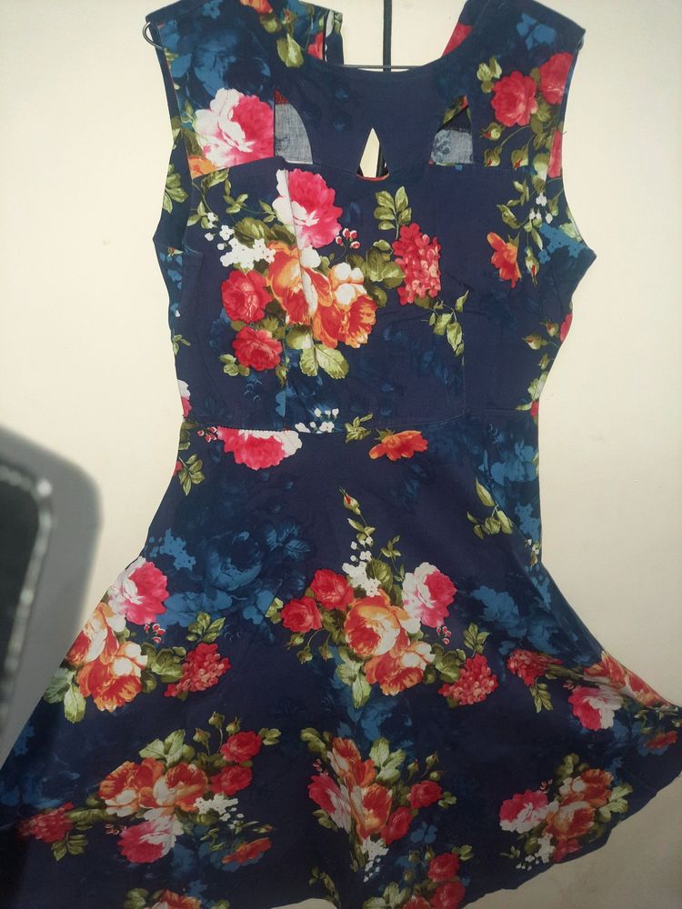 Floral Unique Summer Strechable Knee Length Frock