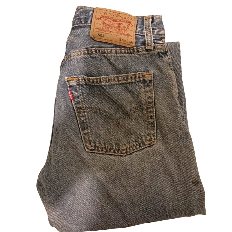 Levis 501 W28