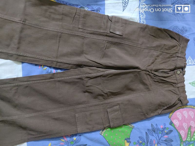 CARGO PANTS