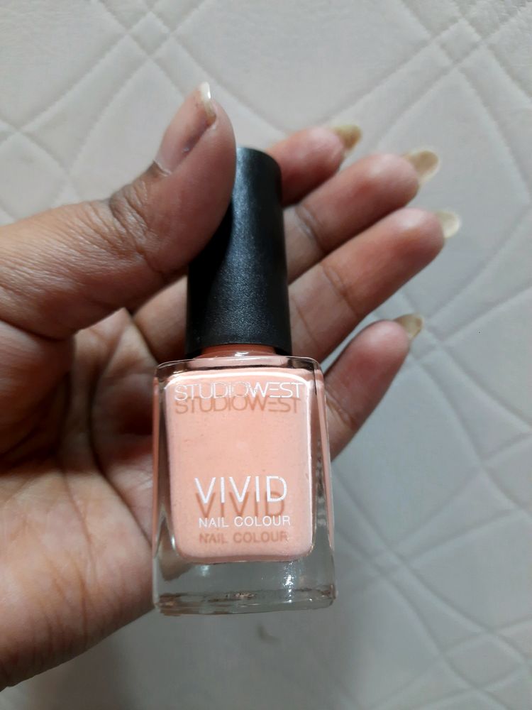 Peach Nailpolish