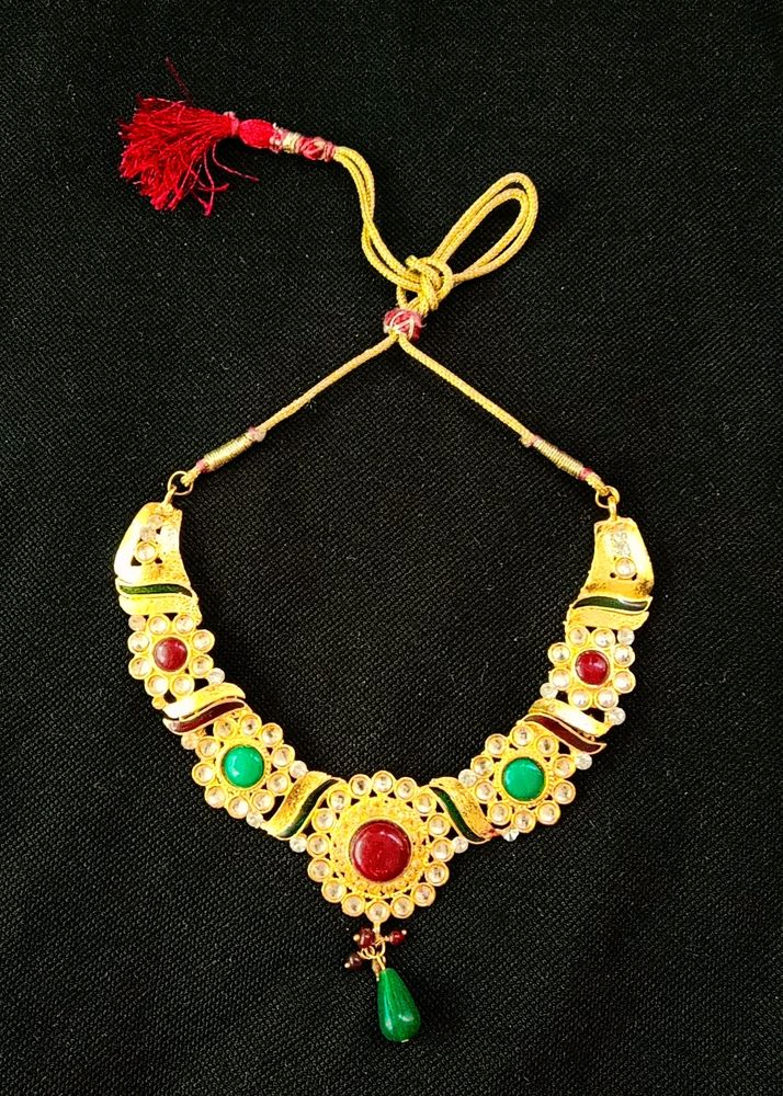 Necklace Gold Colour