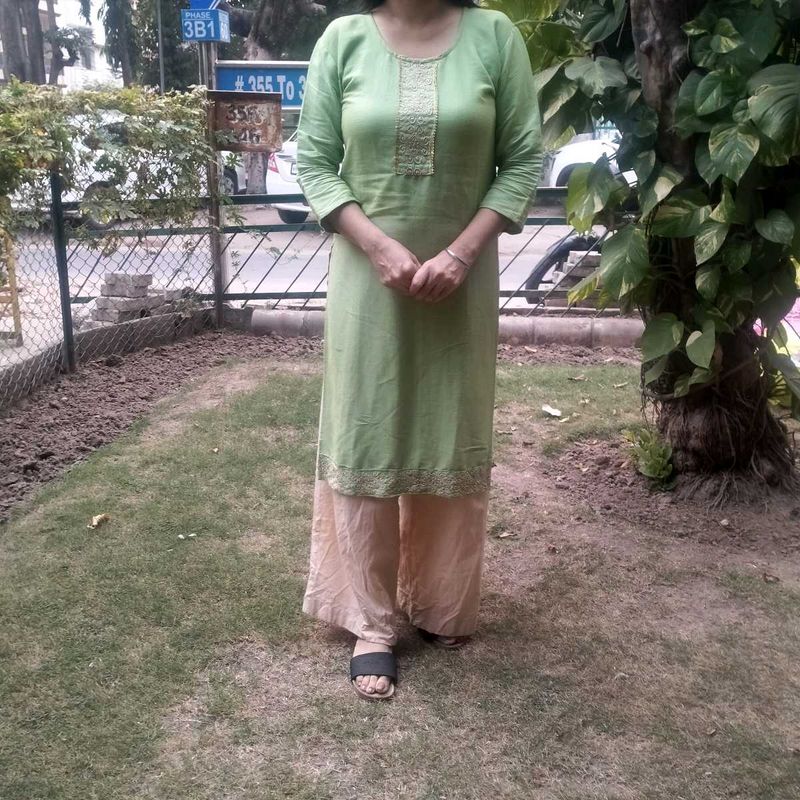 Lime Green Kurta With Embroidery