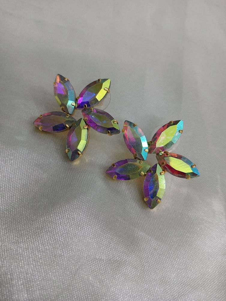 Korean Glassstone Floral Earrings