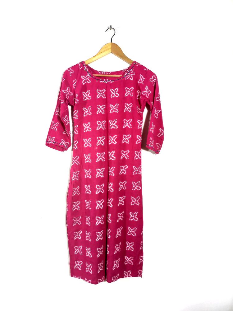 Magenta Colored Kurtha (Women's)