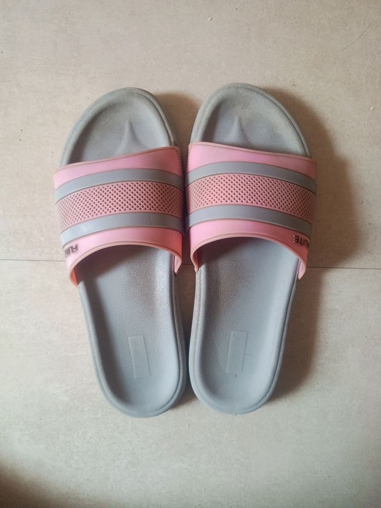 MeEXTRA SOFT Slippers For Women .. It's Big To Me