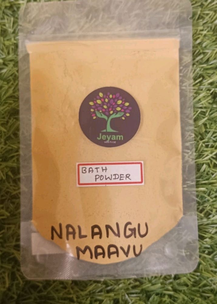 Bath Powder (Nalangumaavu)