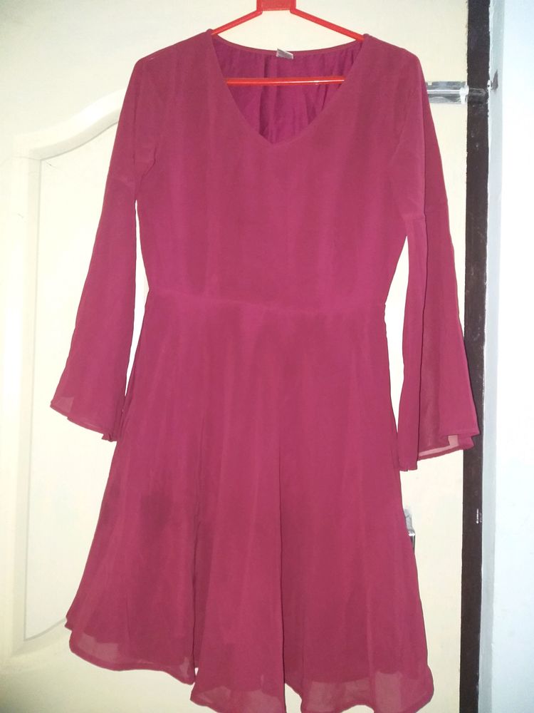 SSS V- Neck 3/4Sleeve Maroon Dress