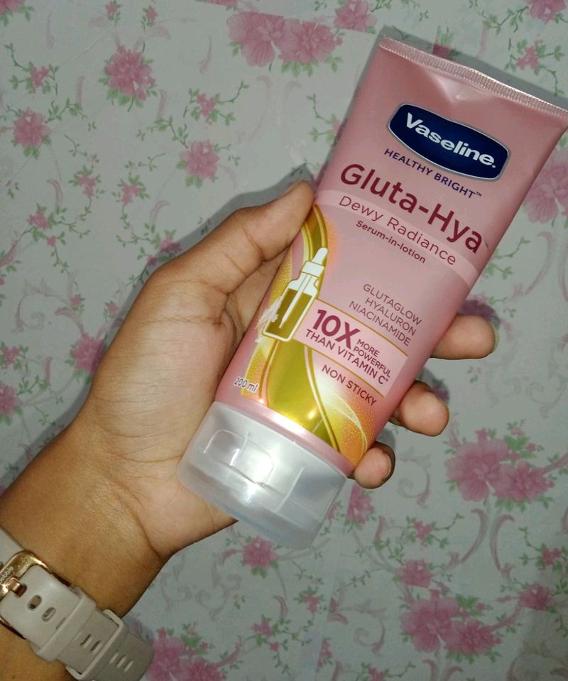 💥🎀 Vaseline Serum In Lotion 🎀💥