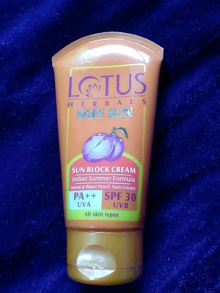 LOTUS SUN BLOCK CREAM(PA++)(SPF30)