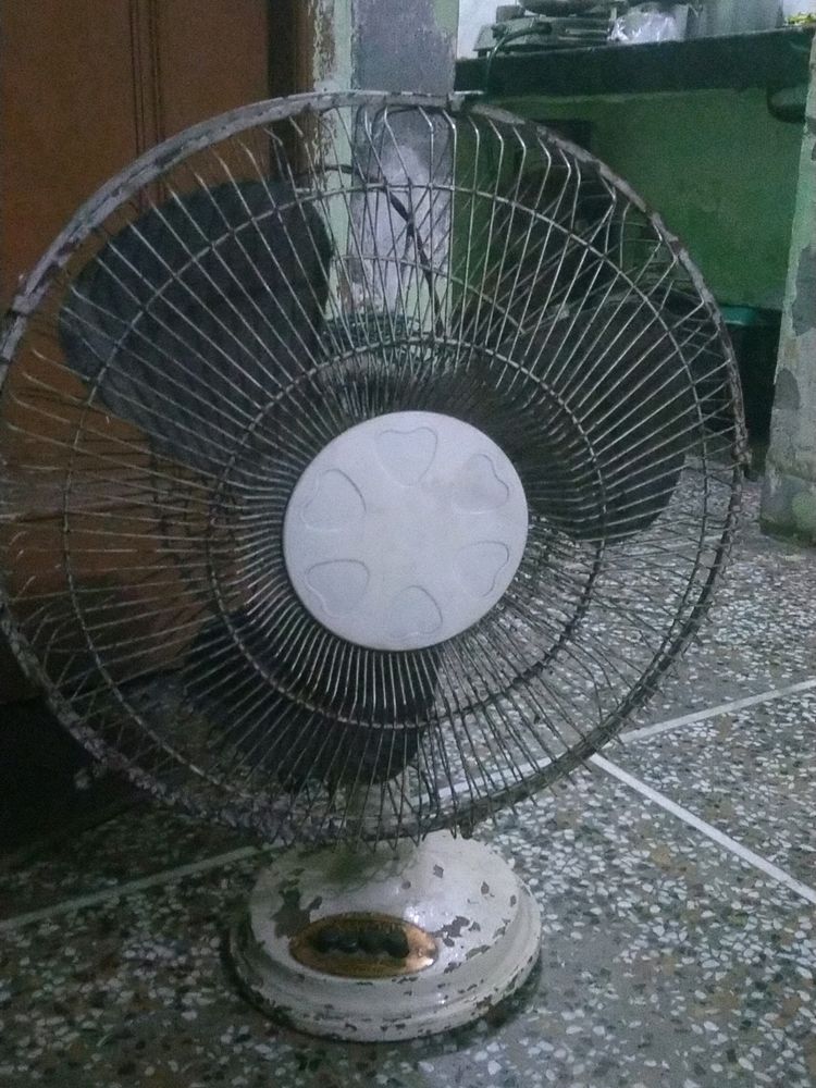 Table Fan