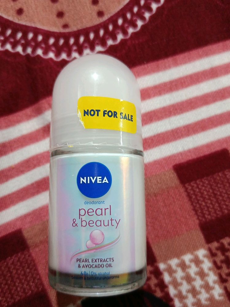 Nivea Pearl...& Beauty Deodorant