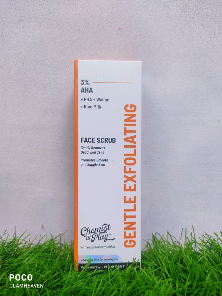 Exfoliating Face Scrub