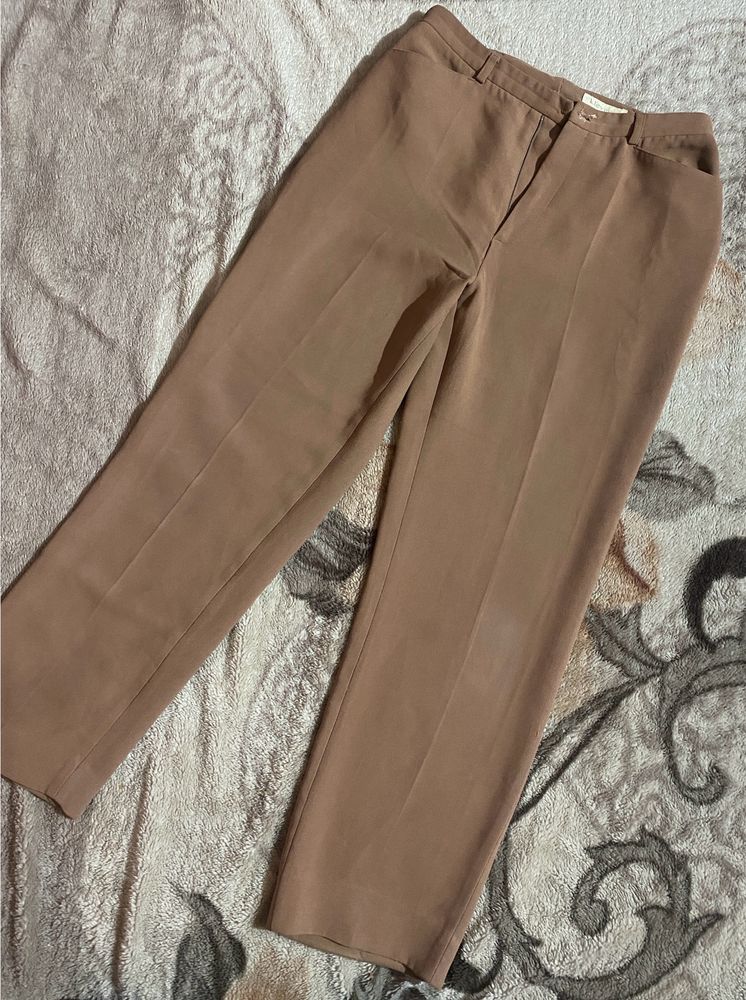 brown pant