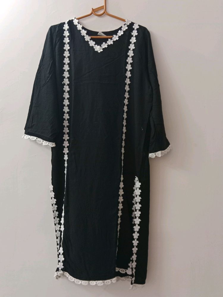 PURE BLACK WOMANS KURTA SET