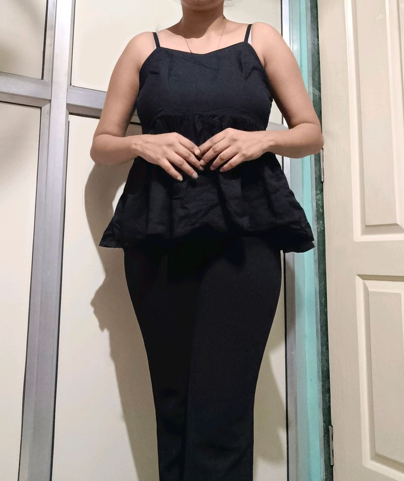 Black Sleeveless Top