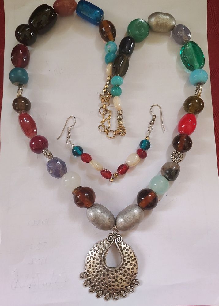 Multi Color Beads With Pendant Necklace Set