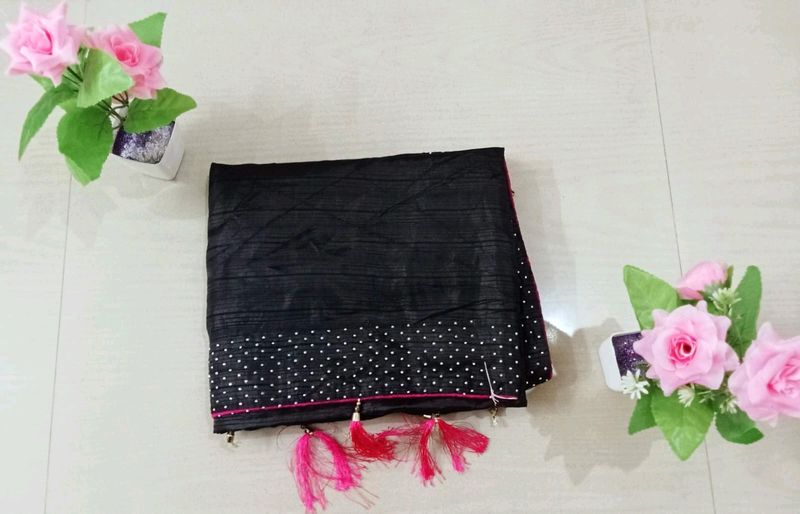 Black With Border Simple Stone Saree