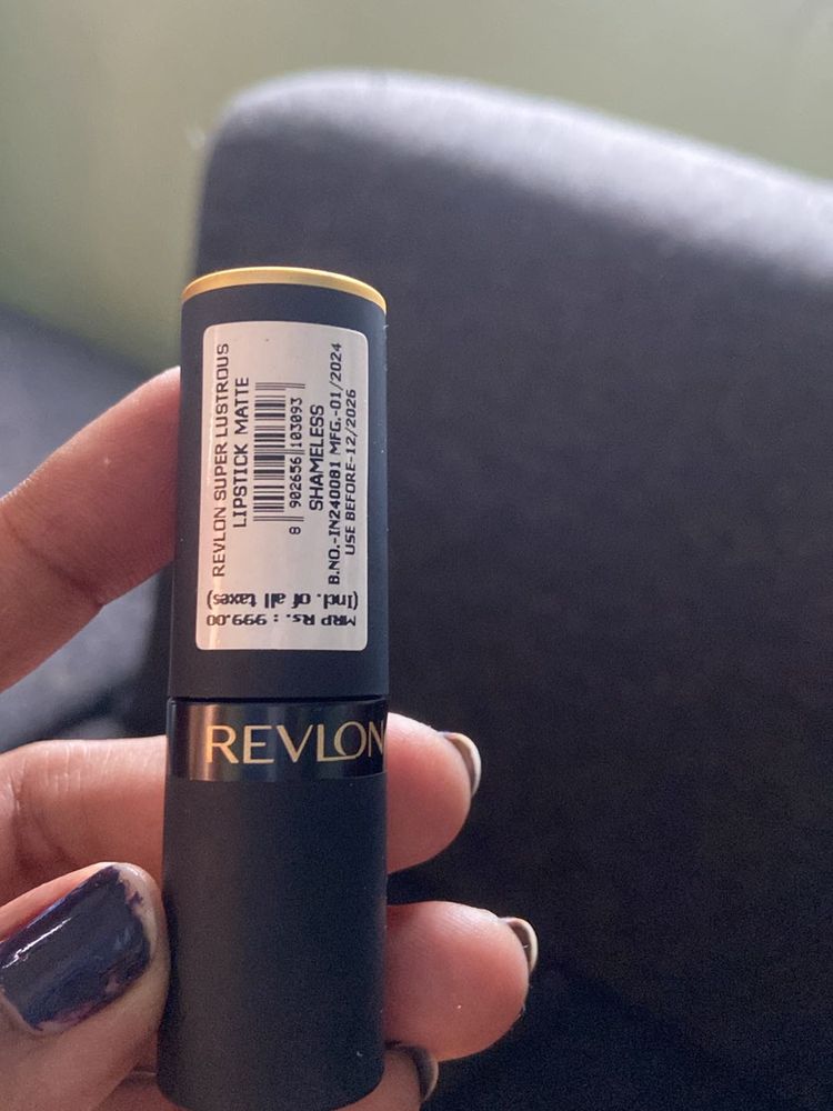 Revlon super Lustrous matte