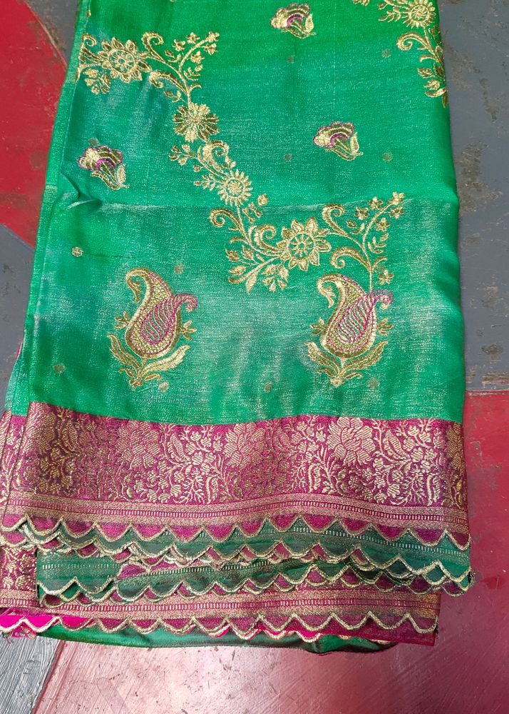 Silk Saree With Blouce