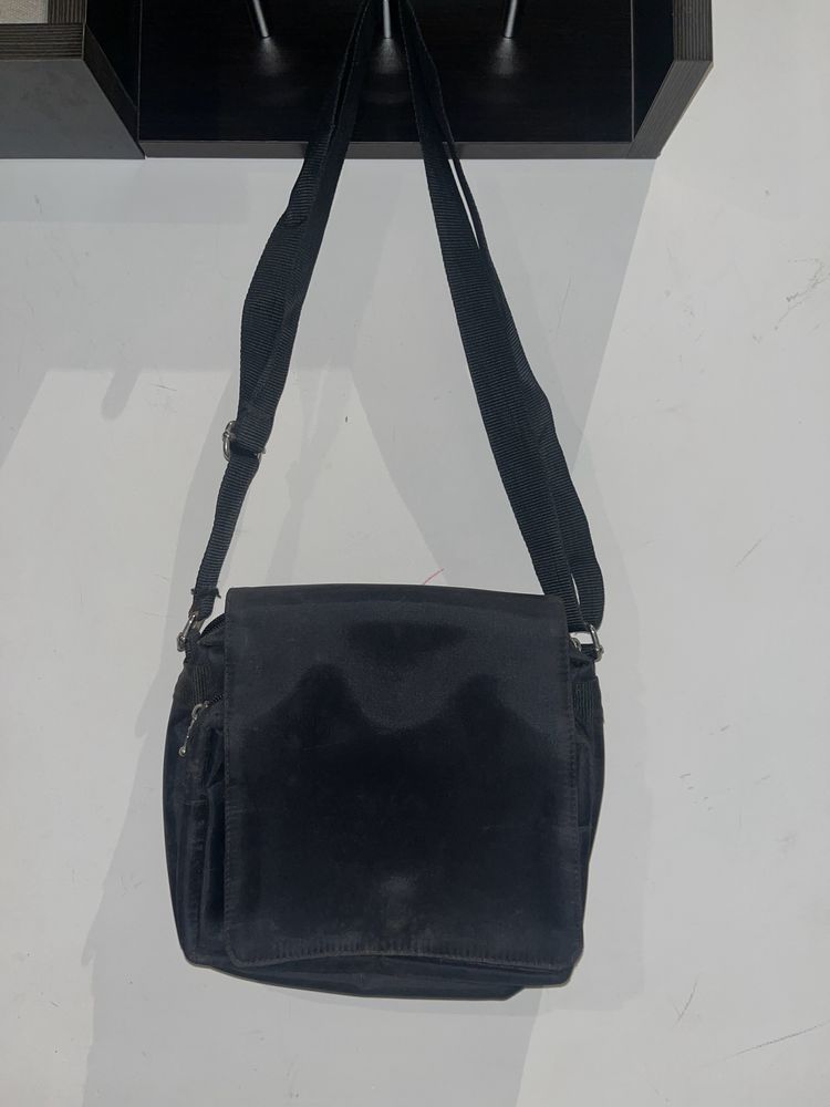 Black Unisex Sling Bag