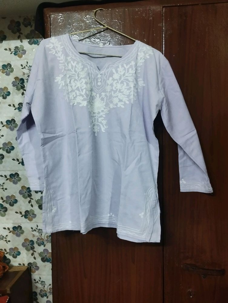 Beautiful Chikankari Kurti