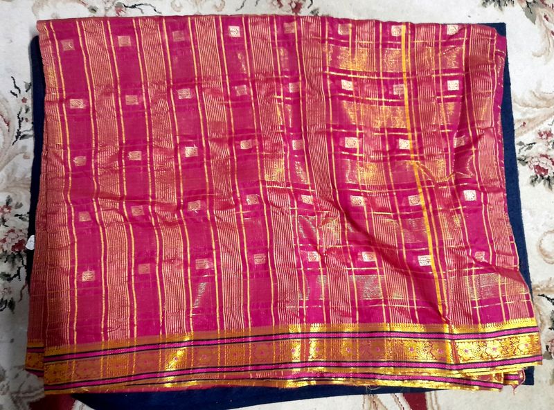 Banarasi Saree 🥻