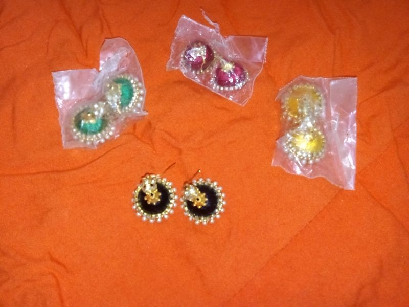 4 Earrings