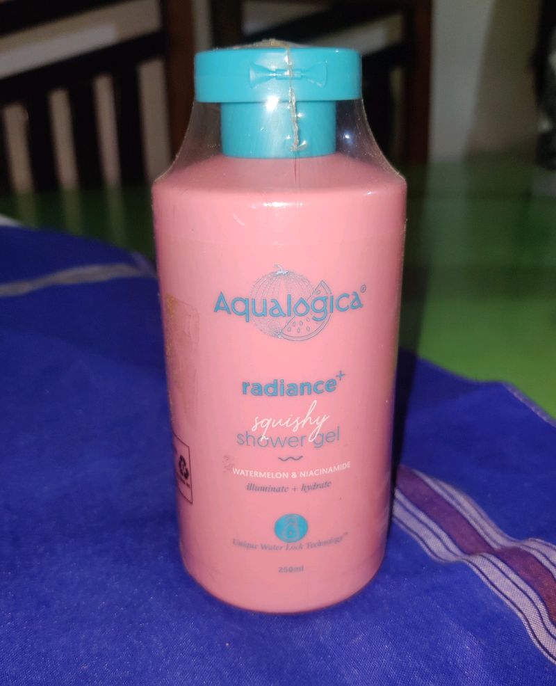 Aqualogica Radiance Body Wash