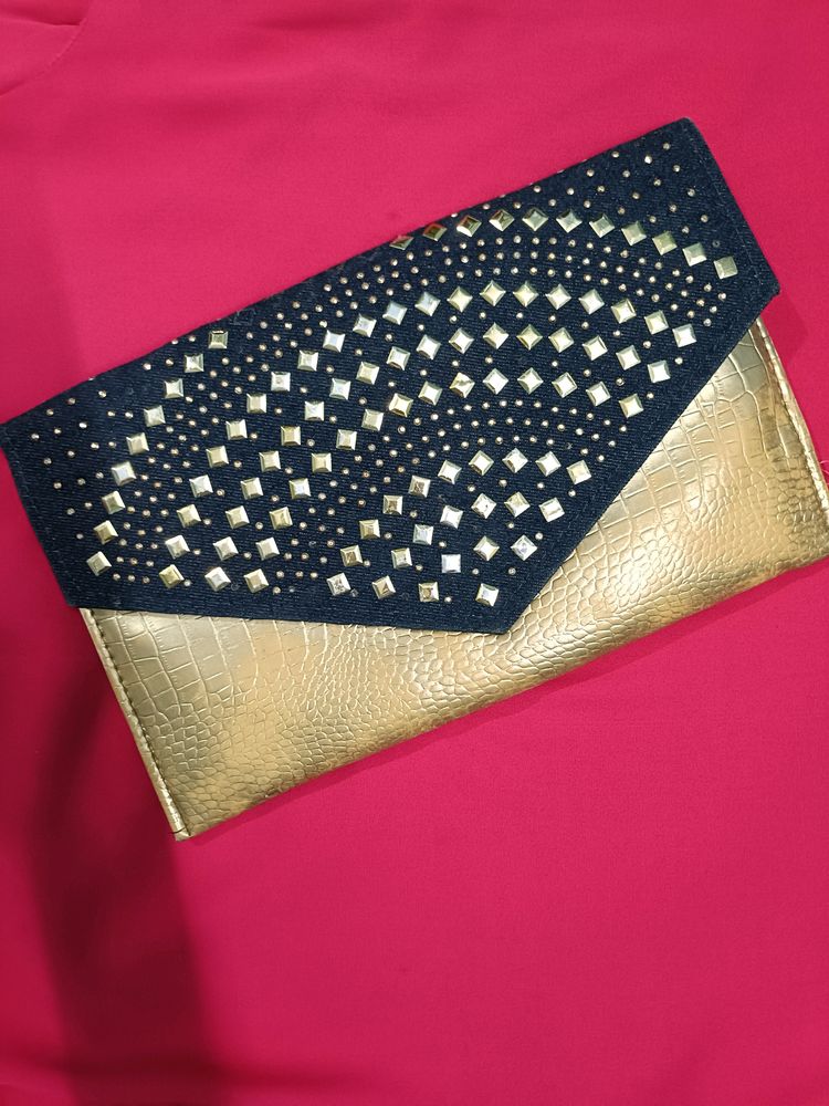 Blue Golden Clutch 💗