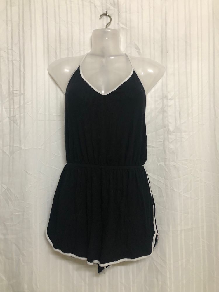 Forever 21 Black Sleeveless Playsuit