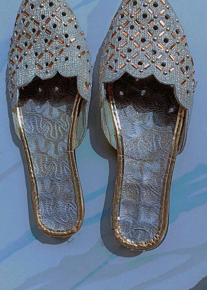 Women Golden Flats