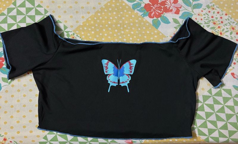 Black Cropped Butterfly Top Urbanic