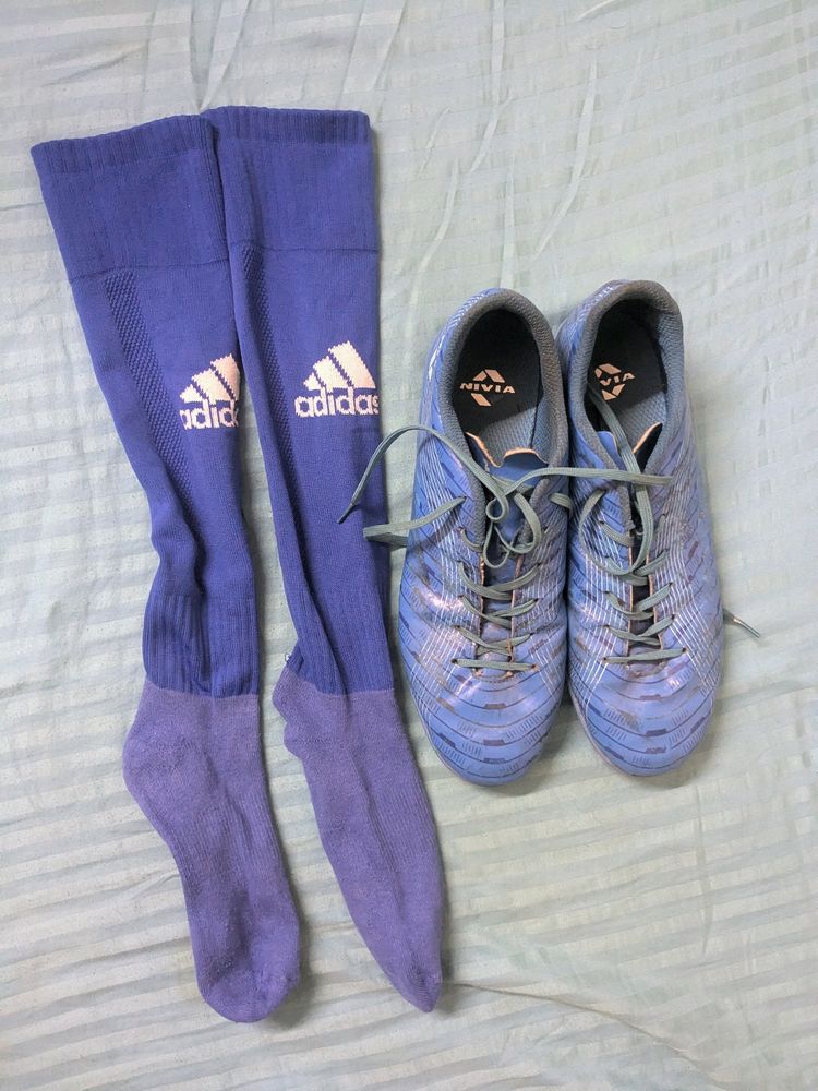 Nivia Turf Football Shoes + Free Adidas Socks