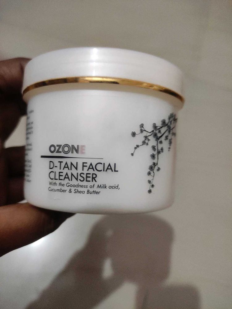 Ozone Detan Cleanser