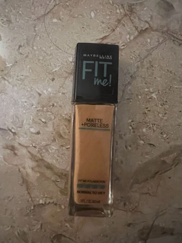 Maybelline Fit Me Foundation 330 Toffe