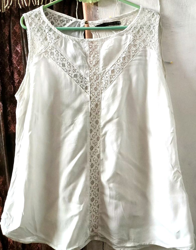 White Top With Net Design