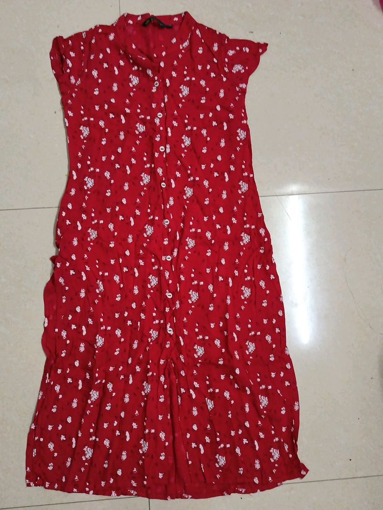 Red Kurti